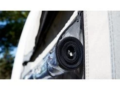 Isabella Caravanvoortent Commodore Dawn 300 9 Isabella Caravanvoortent Commodore Dawn 300 -Camp Terrain Nest Verkoop 4 3 isabella caravanvoortent commodore dawn ventilatieraam isacommodawn